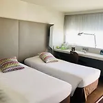 Отель Campanile Prime - Est Le Millenaire