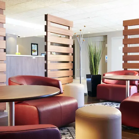 Hotel Campanile Est Le Millenaire 3*