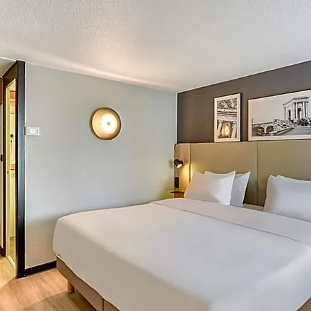 호텔 Campanile Prime - Est Le Millenaire 3*