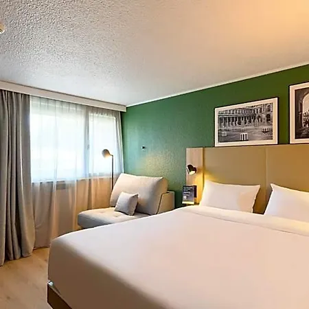 호텔 Campanile Prime - Est Le Millenaire 3*